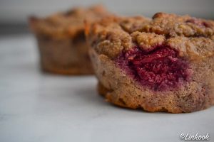 Banana muffins framboise & pépites de chocolat | ©Yood (Good food good mood for you)