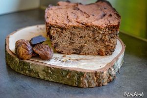 Cake aux châtaignes, noisettes & pépites de chocolat | ©Yood (Good food good mood for you)