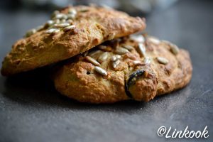 Scones salés aux olives noires & romarin | ©Yood (Good food good mood for you)